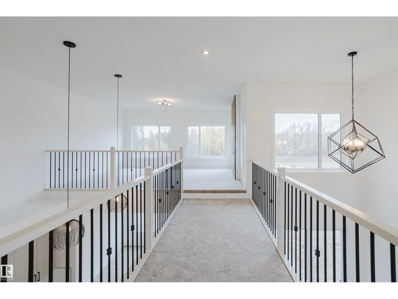 45 Renwyck PL