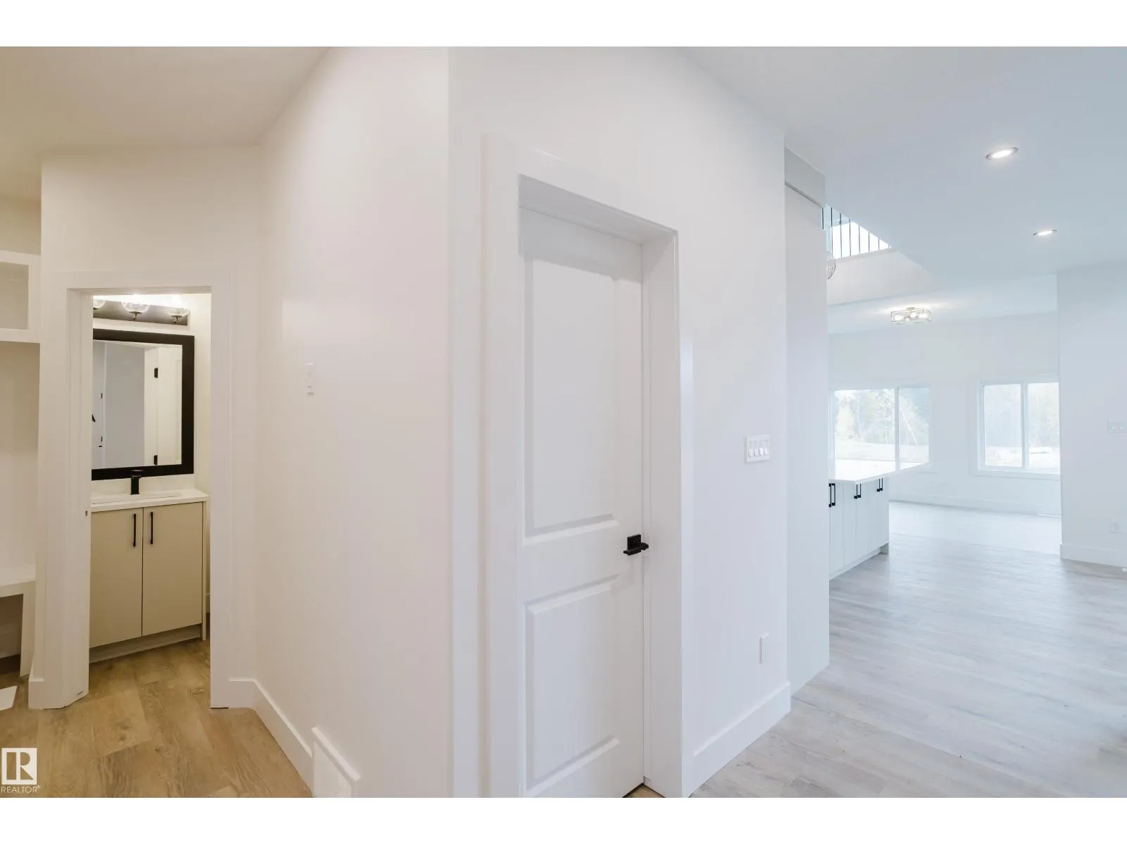 45 Renwyck PL