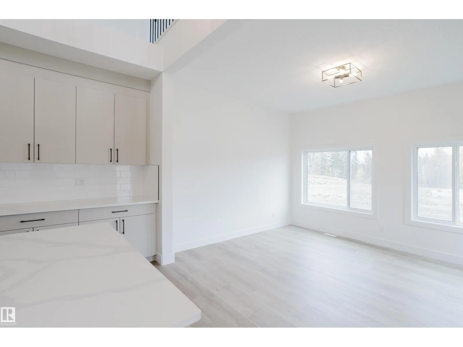 45 Renwyck PL