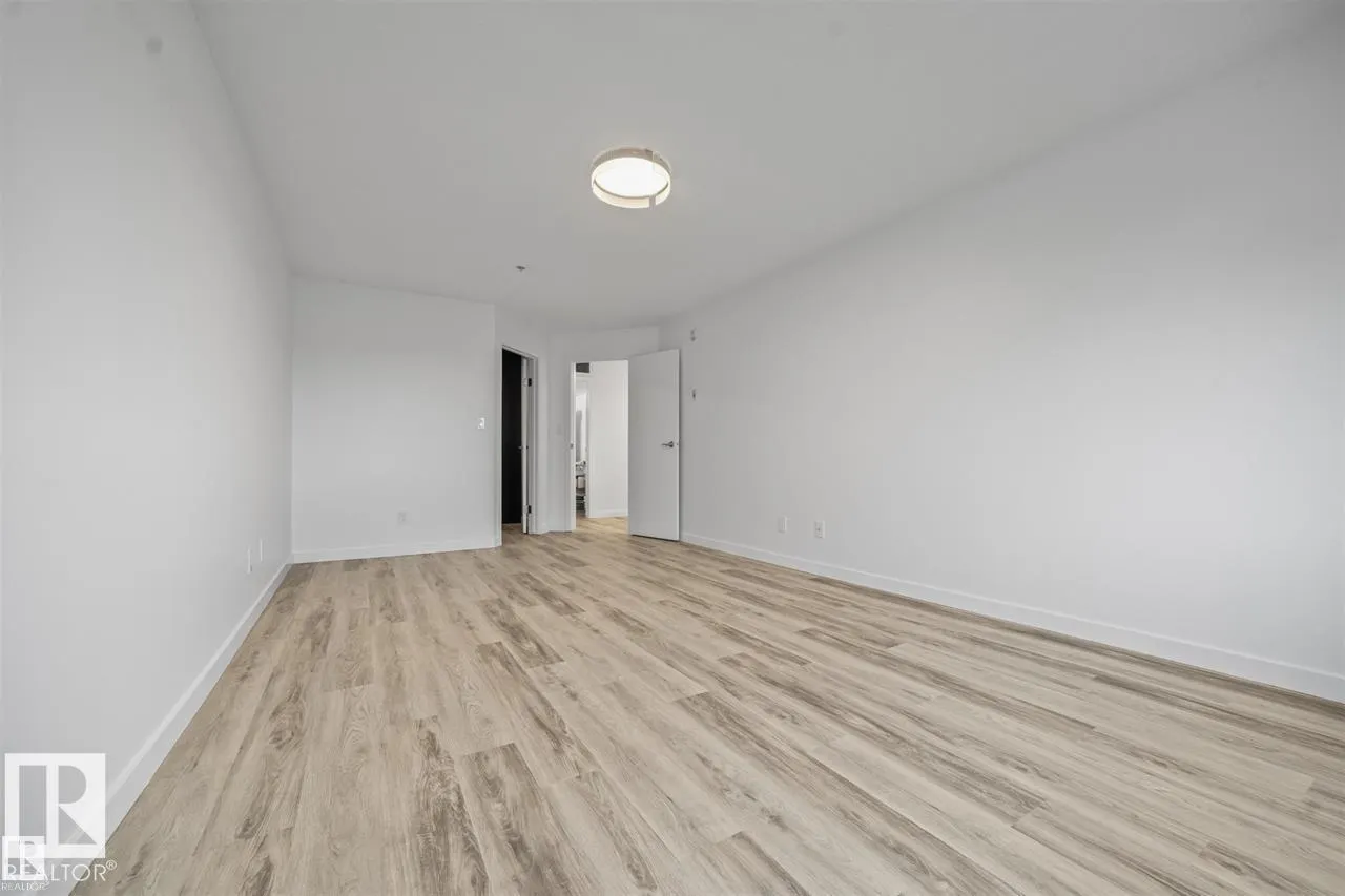 #310 4312 139 AV NW