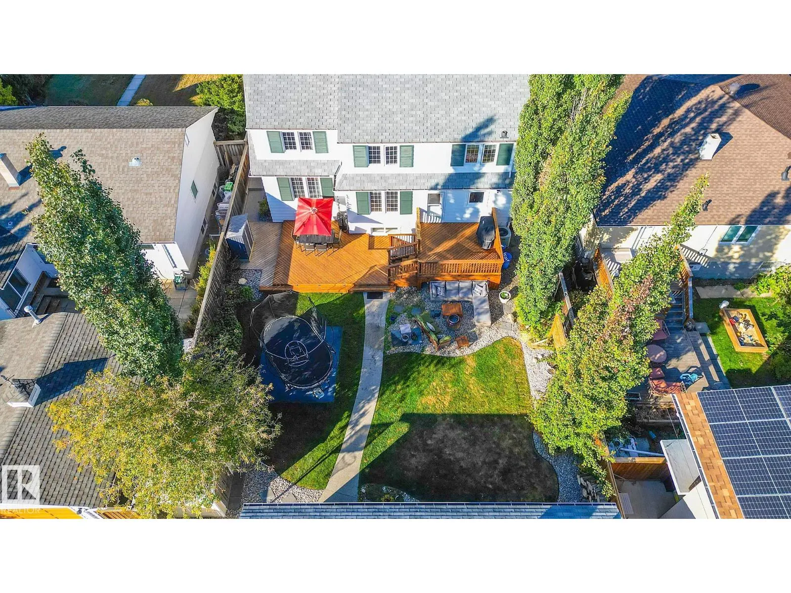 10611 137 ST NW