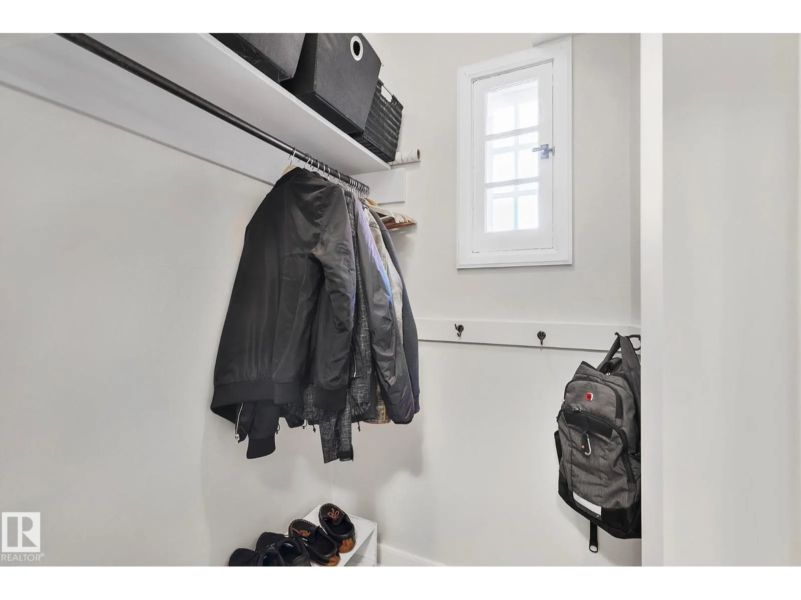 10611 137 ST NW