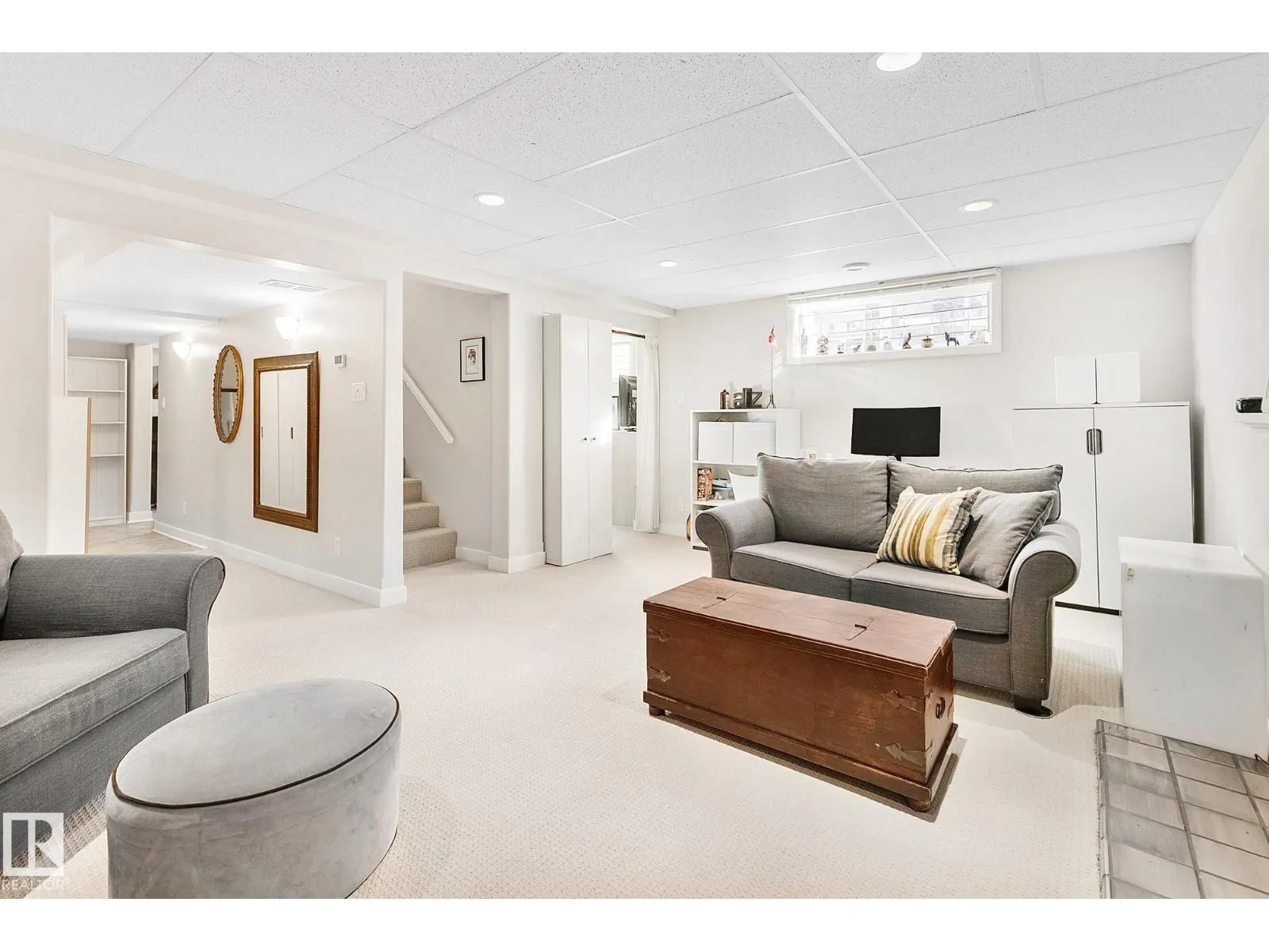 10611 137 ST NW