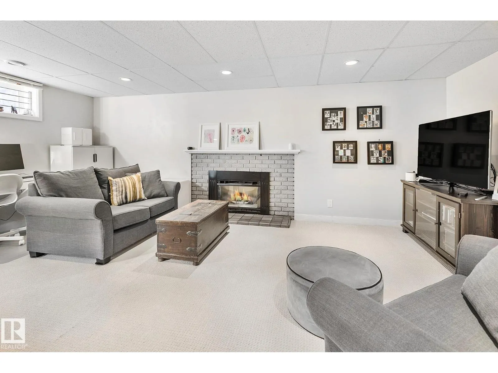10611 137 ST NW