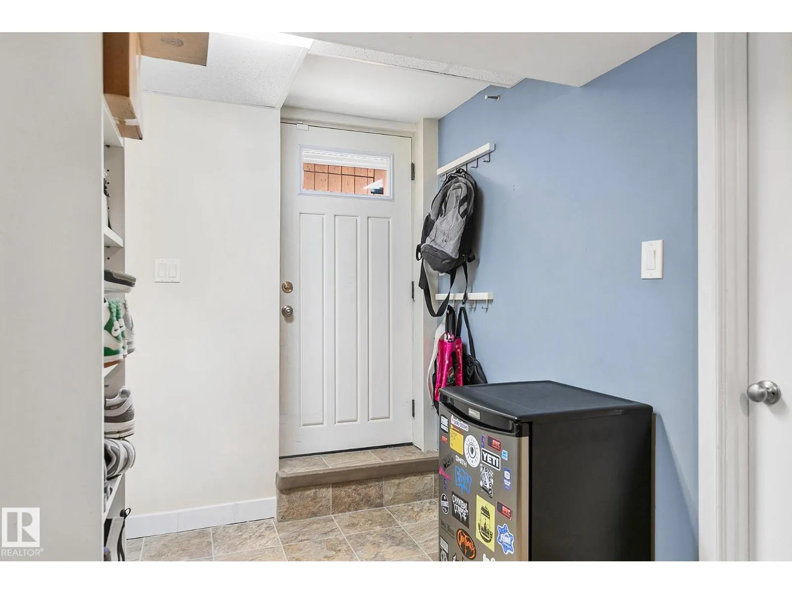 10611 137 ST NW