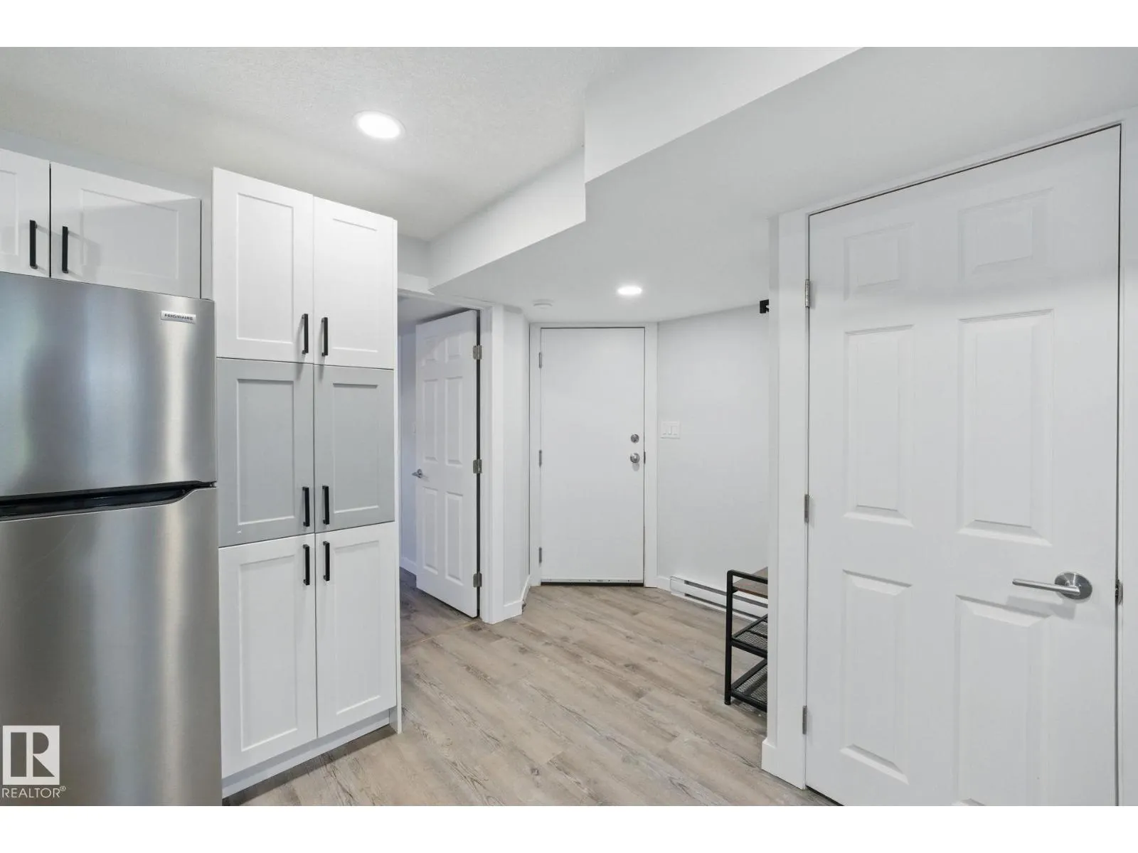 10407 136 AVE NW