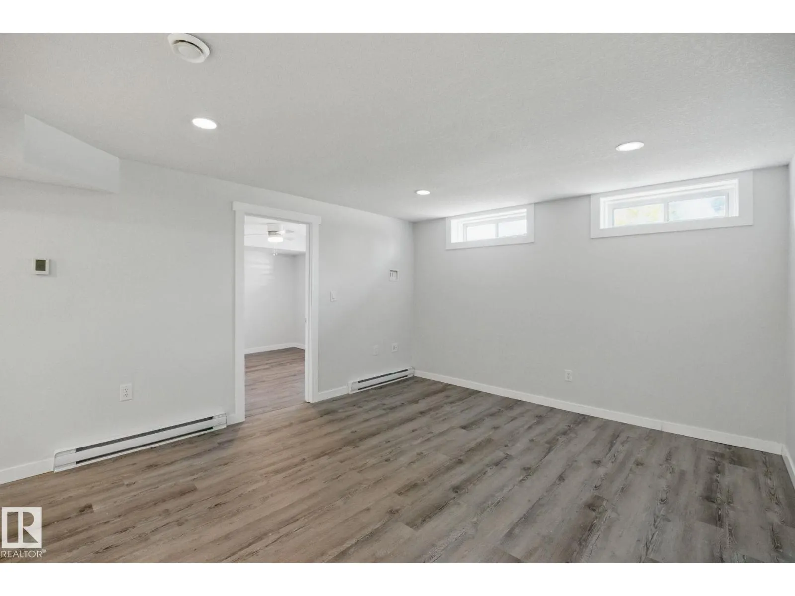 10407 136 AVE NW