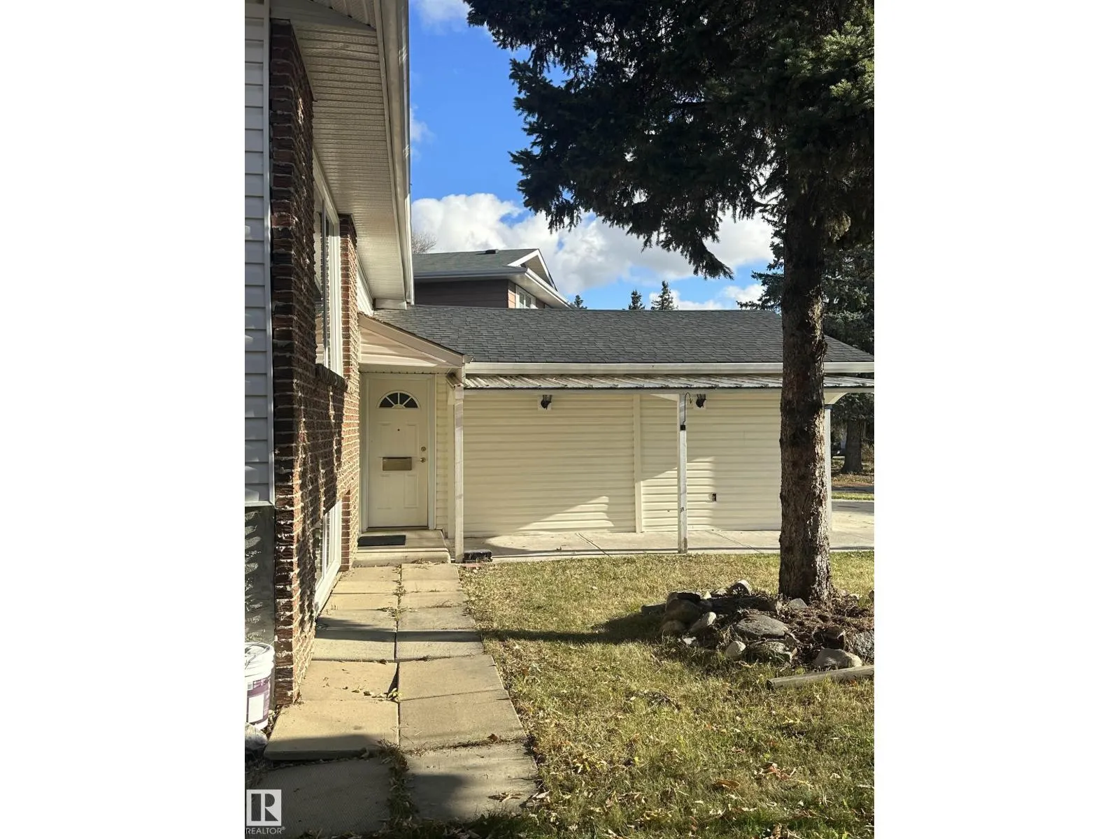 8524 174 St. ST NW