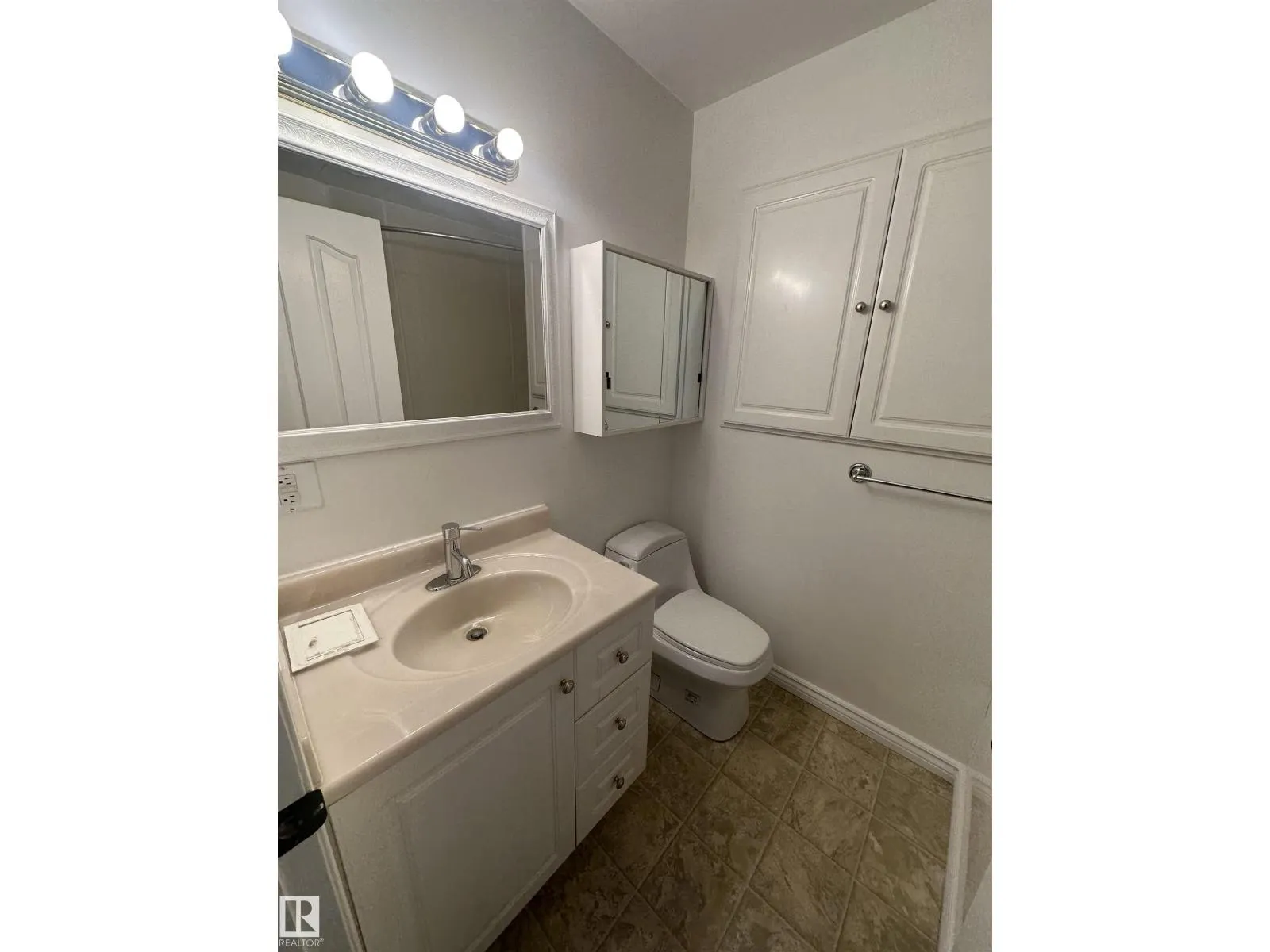 8524 174 St. ST NW
