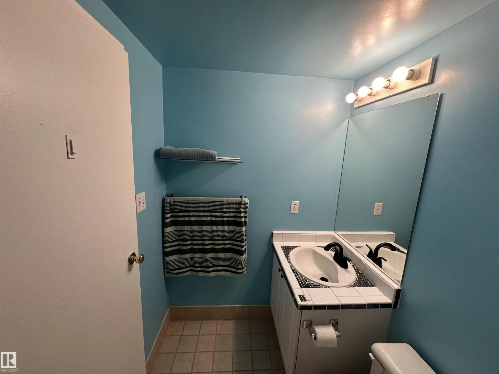 #318 17109 67 AV NW