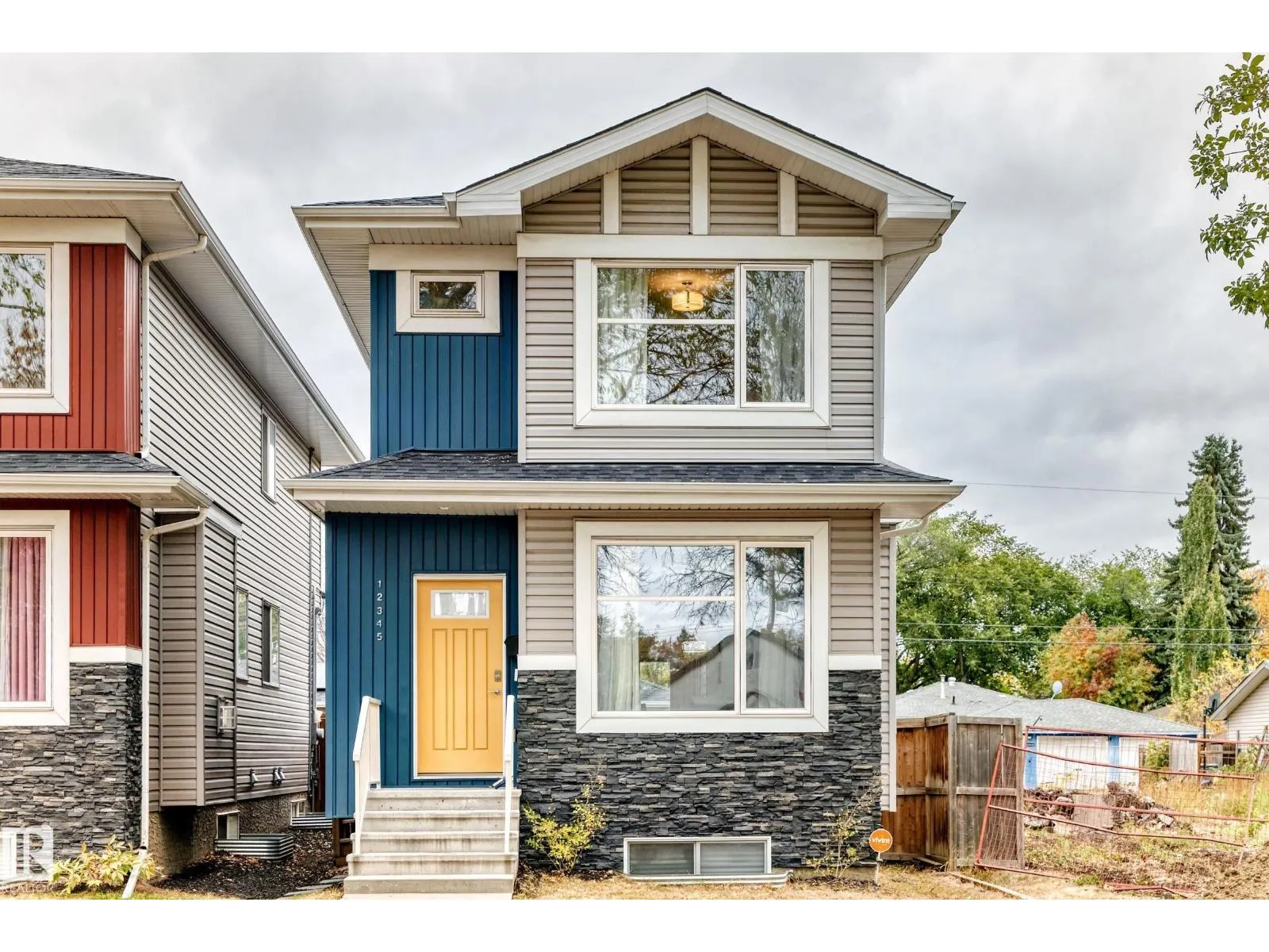 12345 85 ST NW