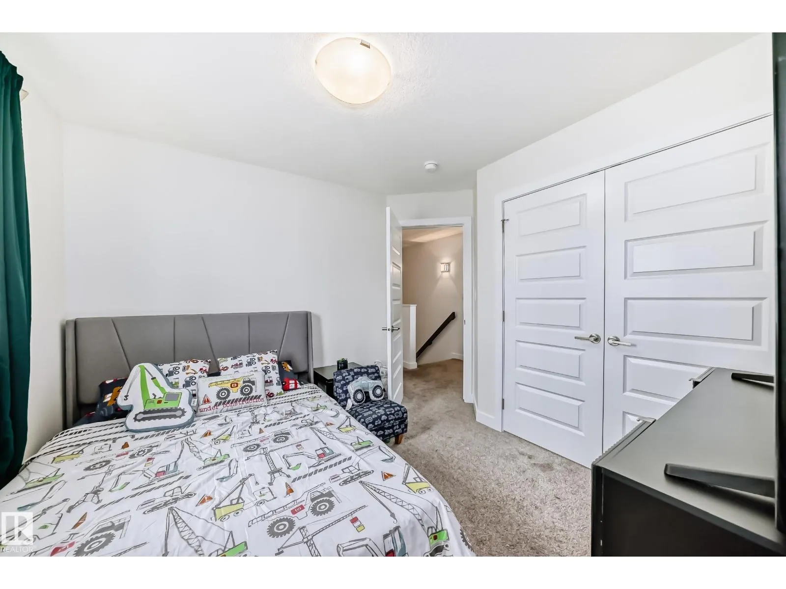 12345 85 ST NW
