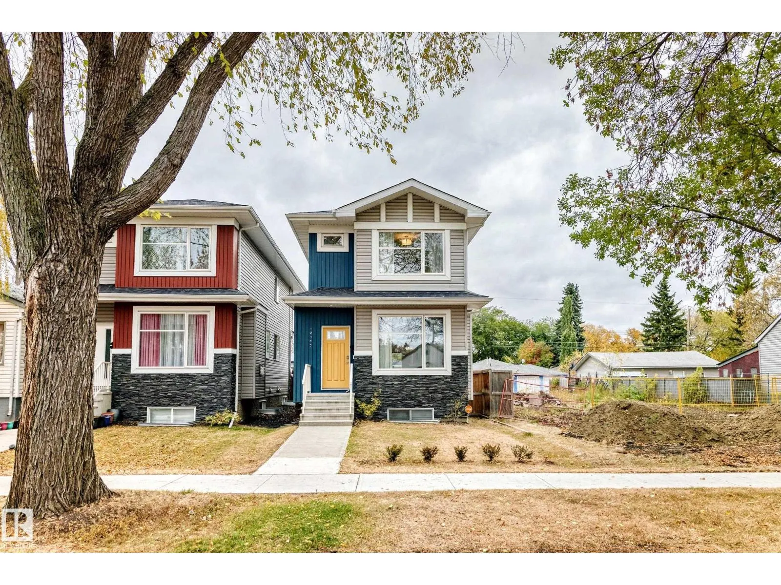12345 85 ST NW