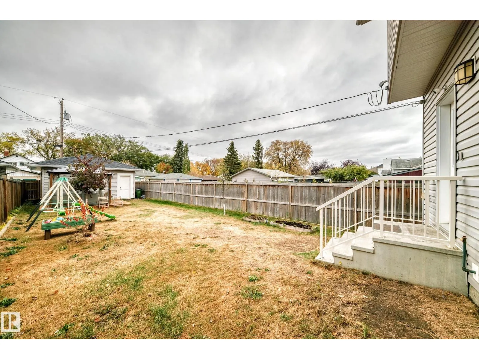 12345 85 ST NW