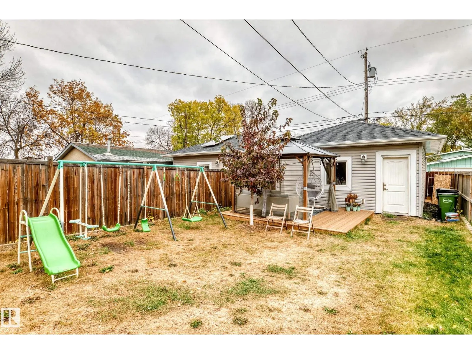 12345 85 ST NW