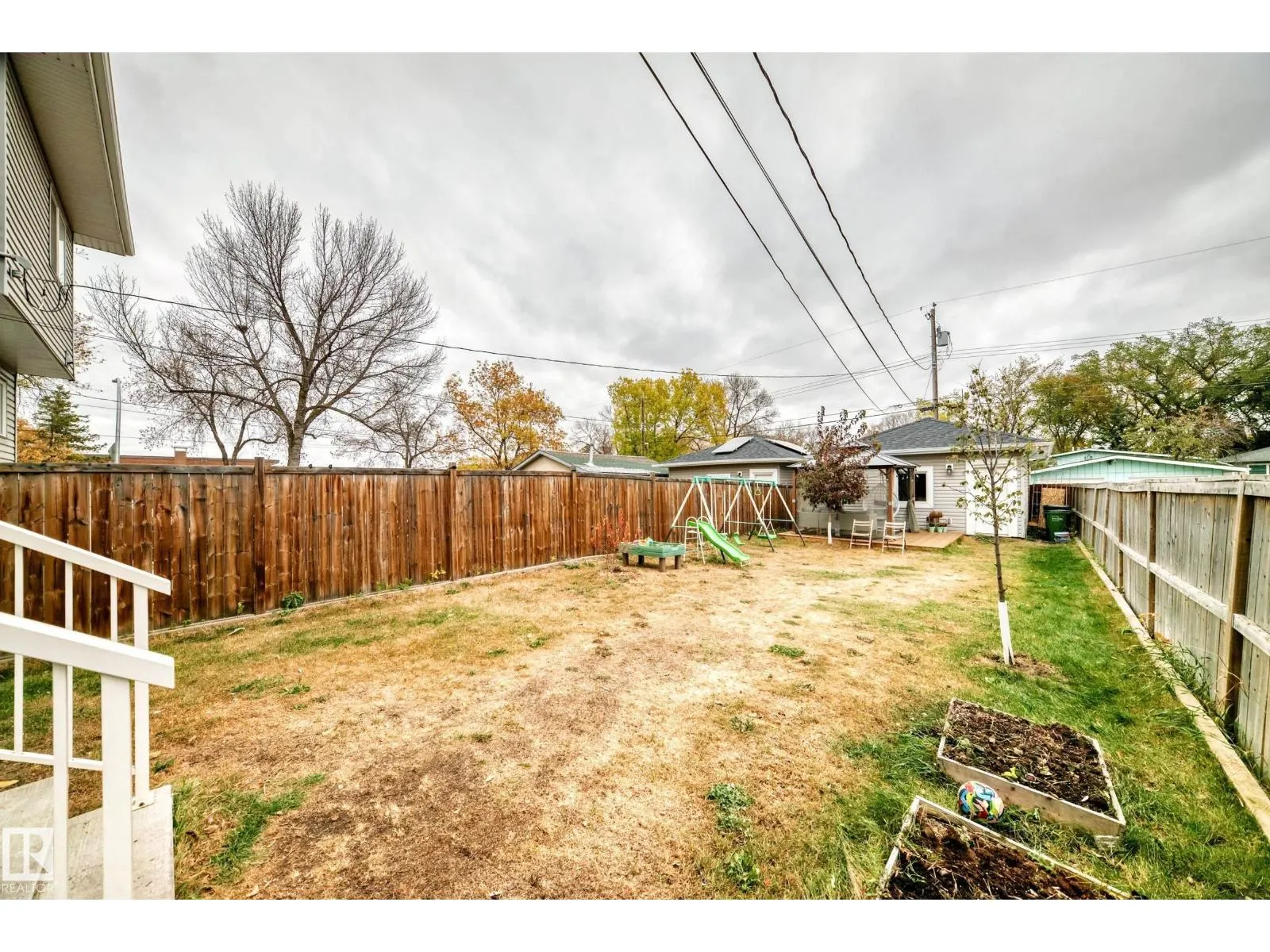 12345 85 ST NW