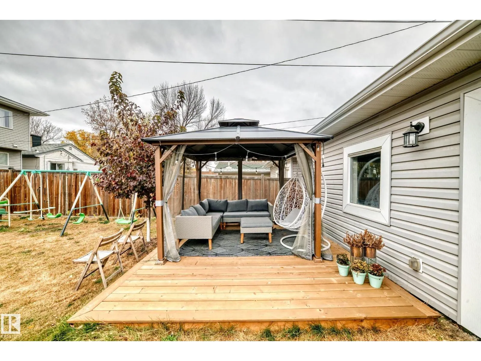 12345 85 ST NW