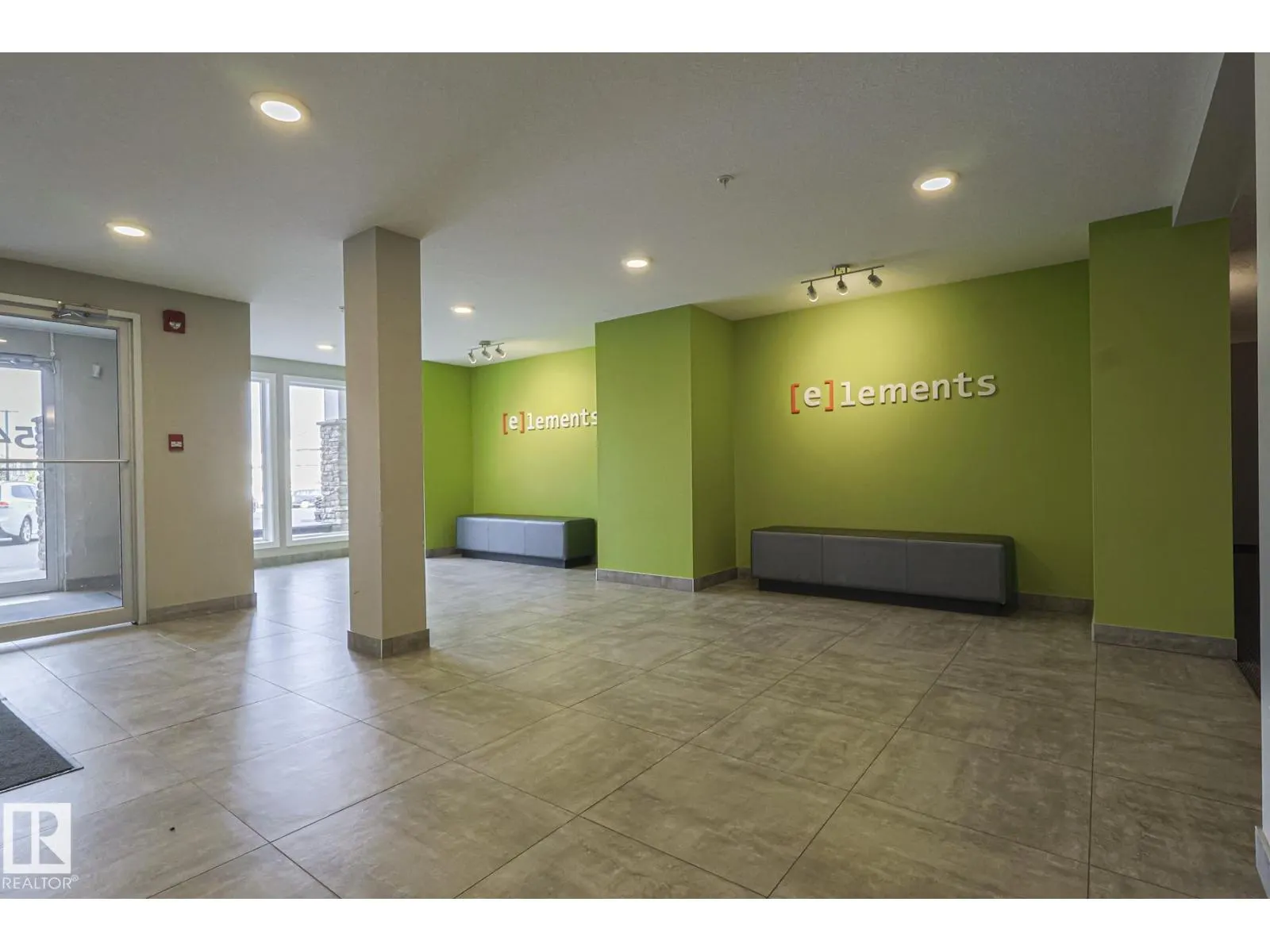#311 5404 7 AV SW SW