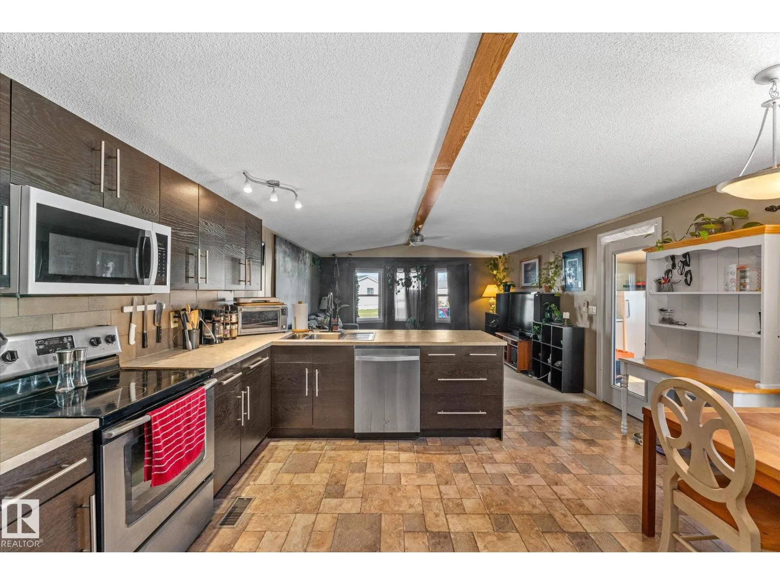 712 53222 Range Road 272
