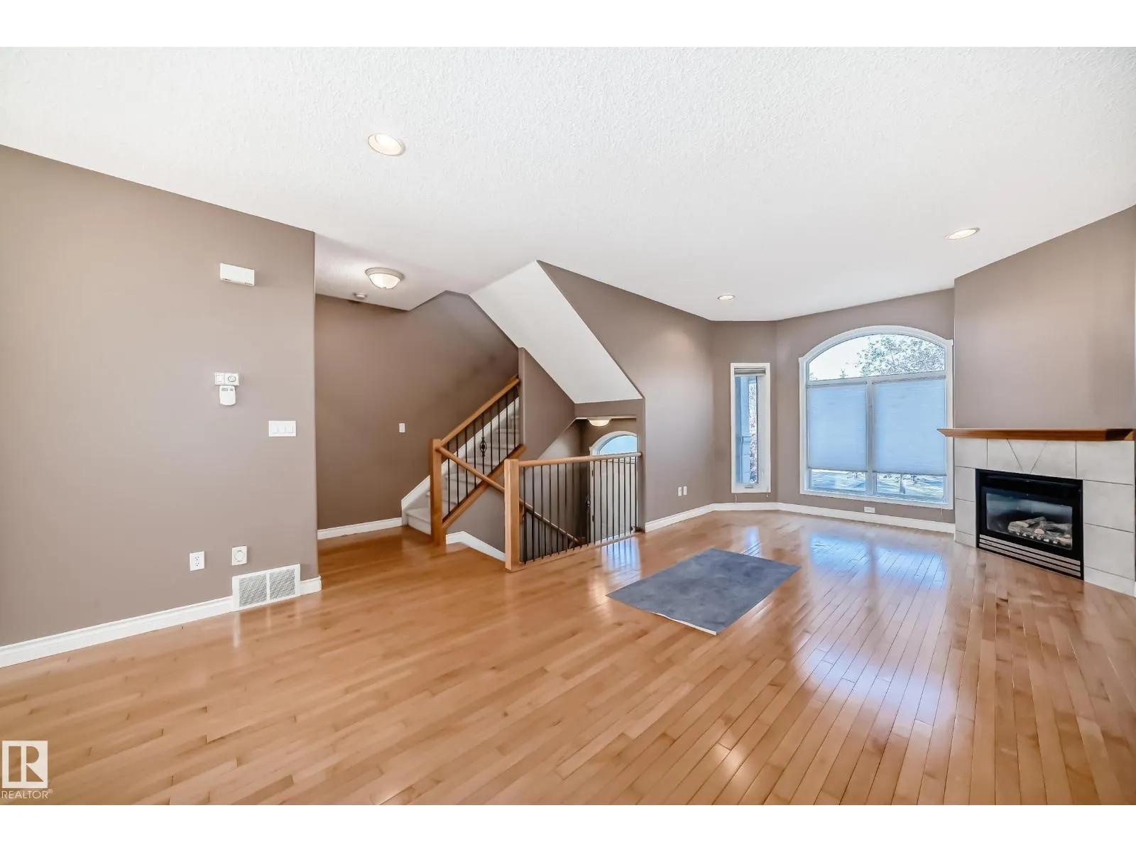 #29 101 Jim Common DR