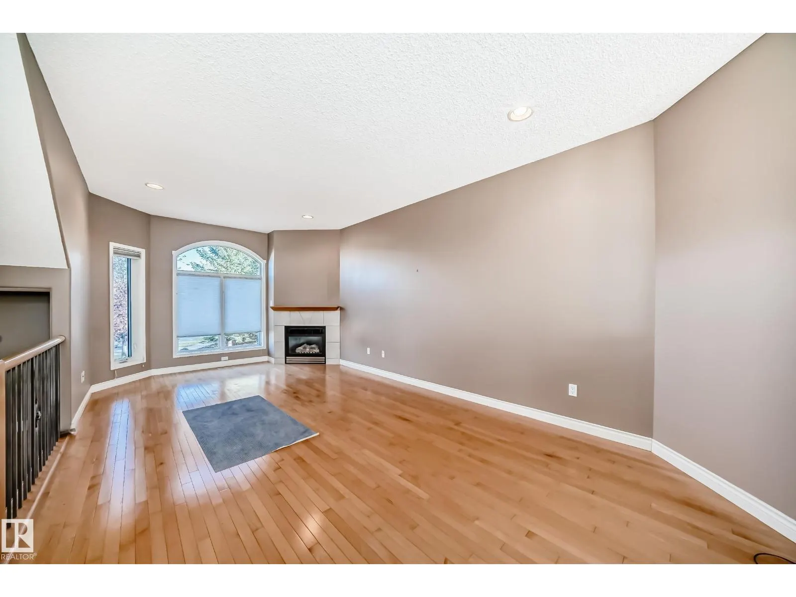 #29 101 Jim Common DR