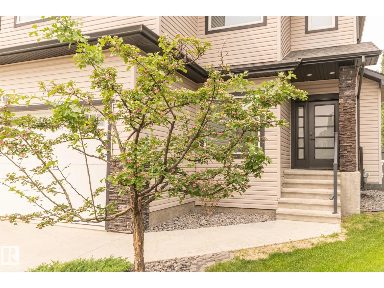5512 ETOILE CO