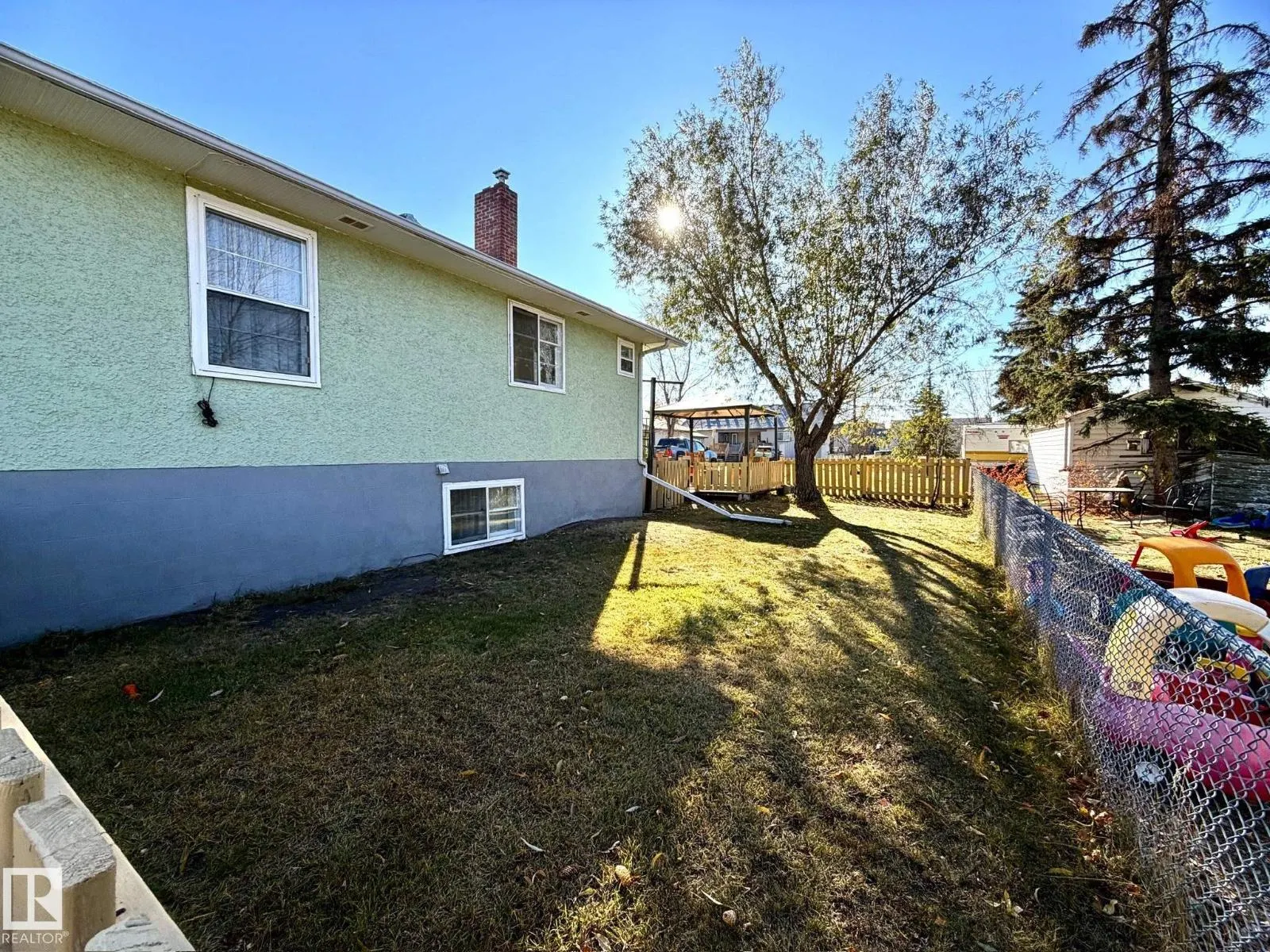 4811 51 AV