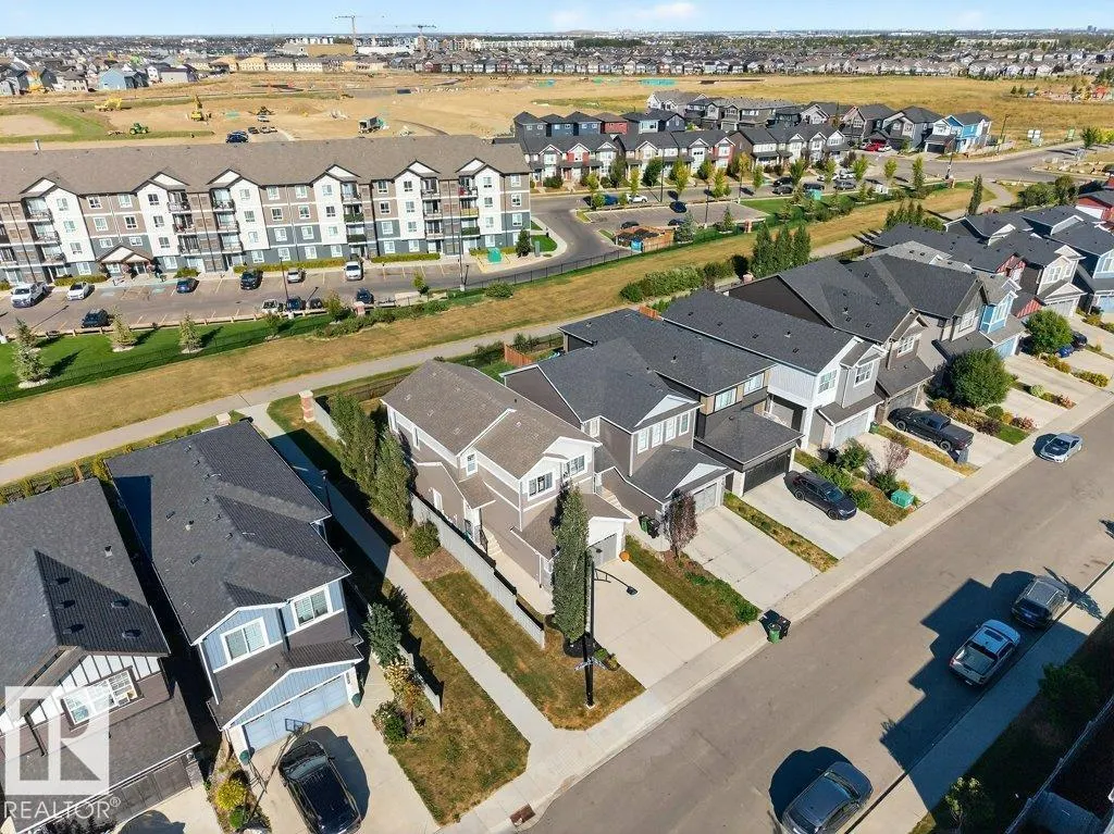 22540 82 AV NW