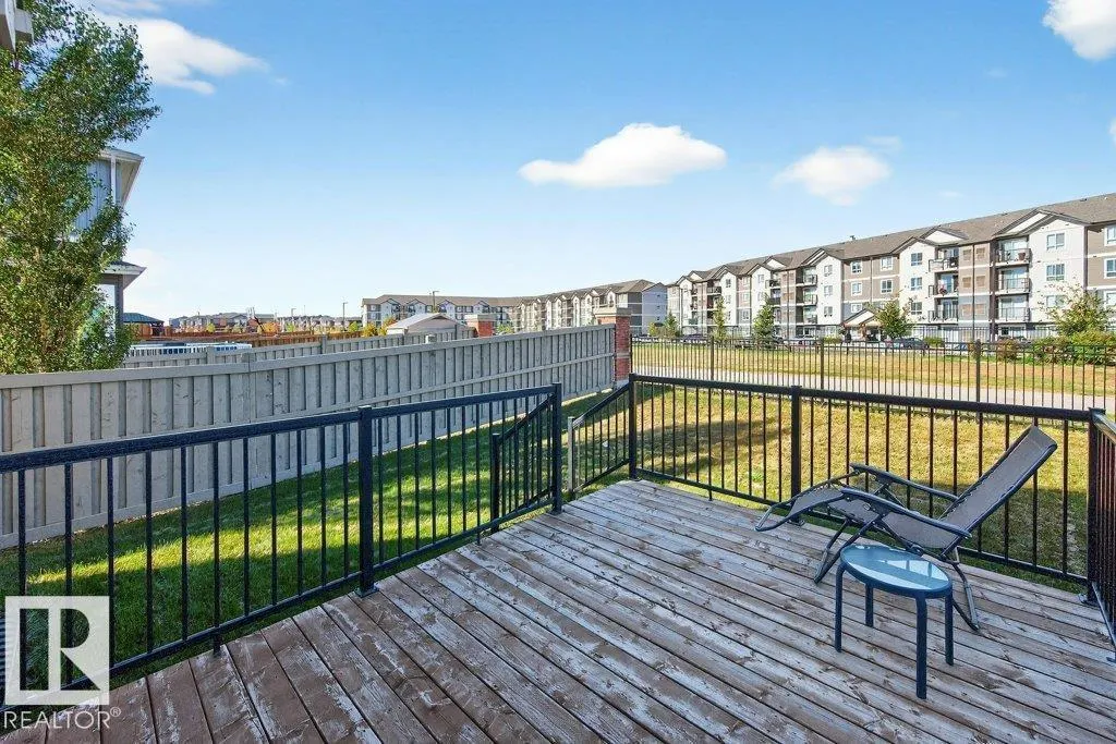 22540 82 AV NW
