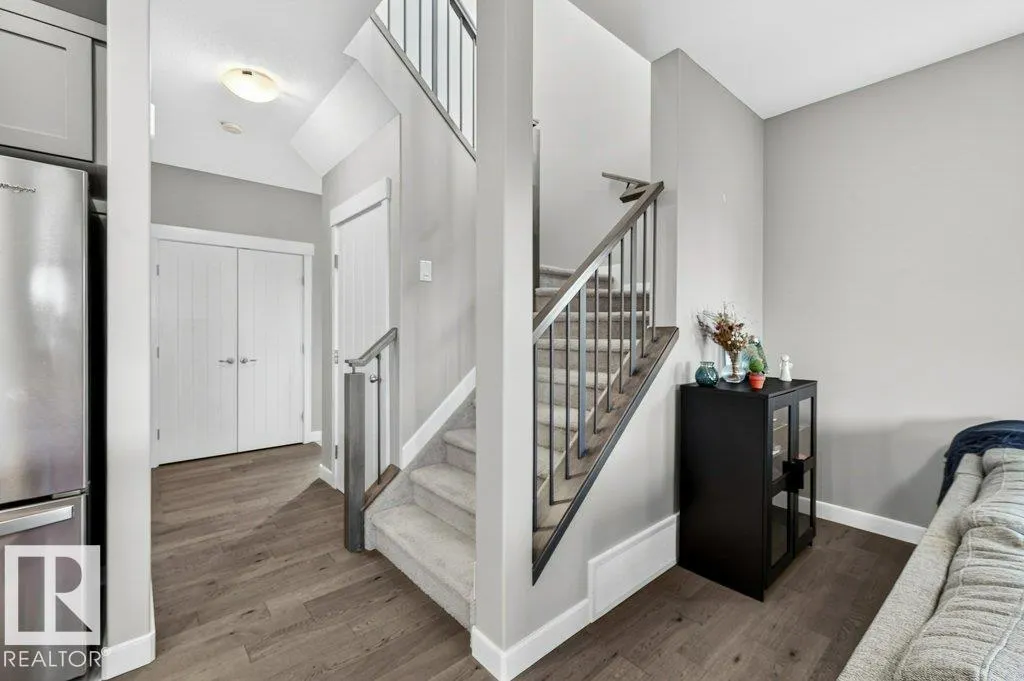 22540 82 AV NW