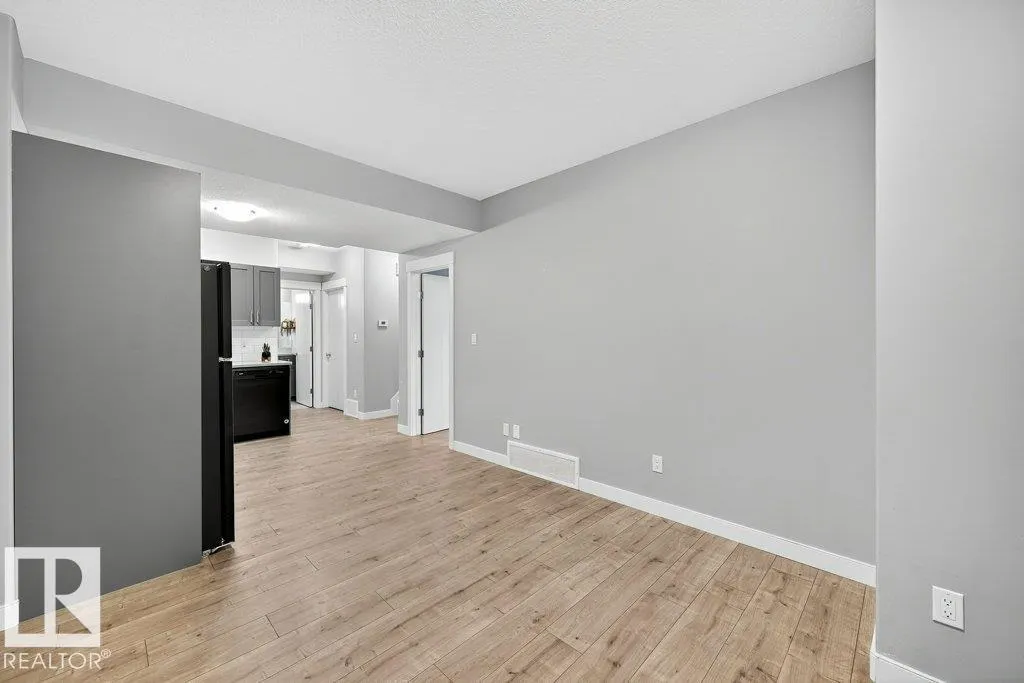 22540 82 AV NW