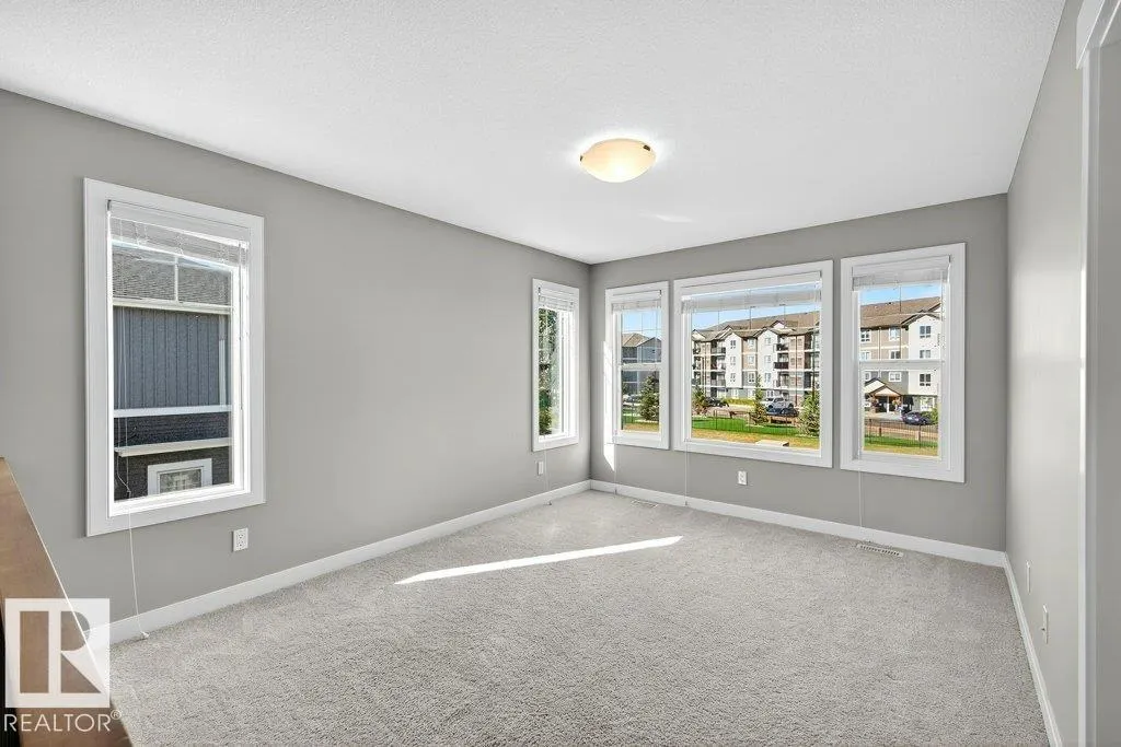 22540 82 AV NW