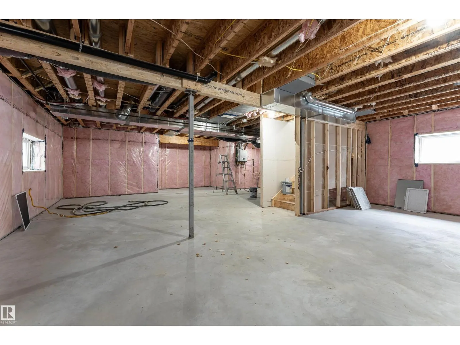 145 Graybriar DR
