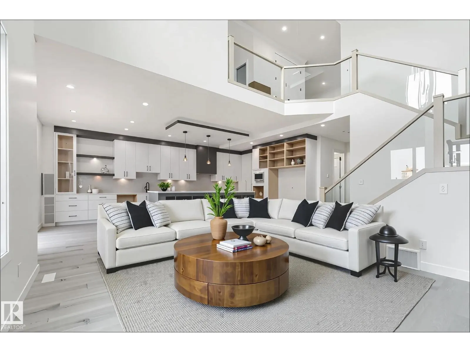 145 Graybriar DR