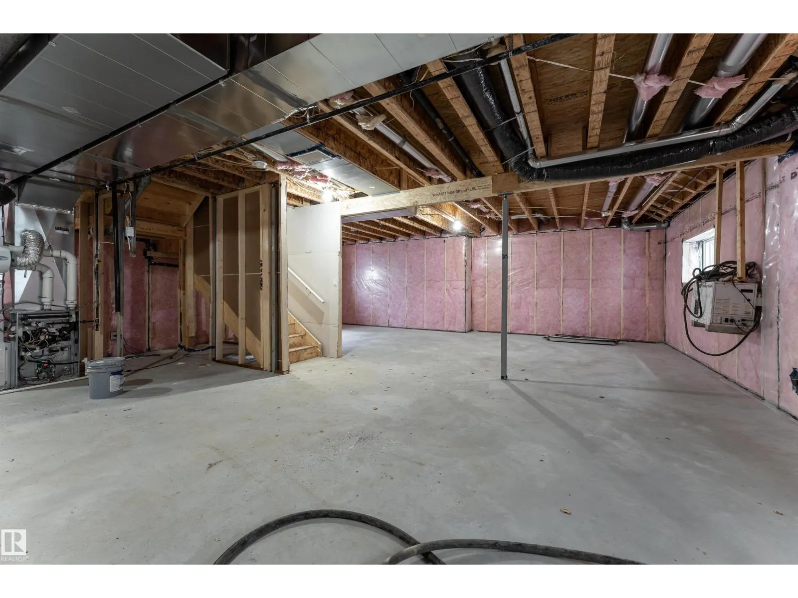 145 Graybriar DR