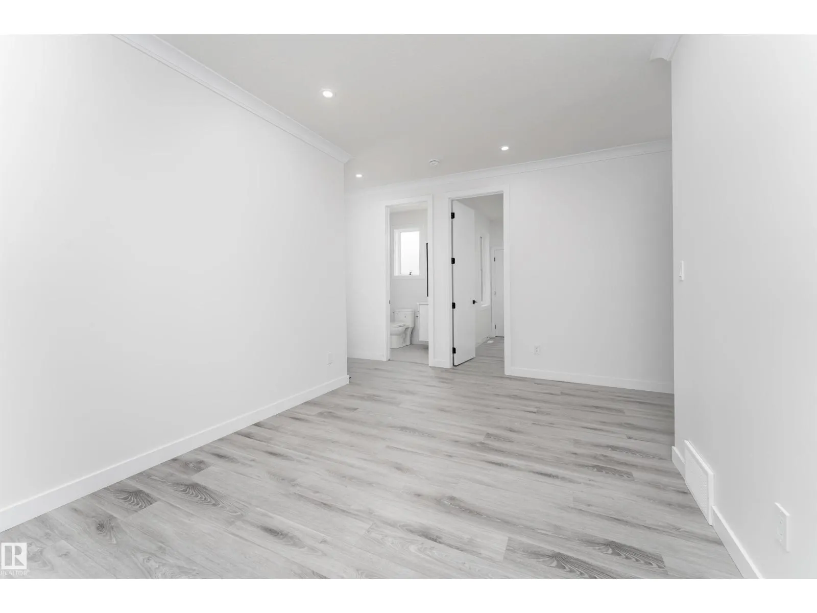 145 Graybriar DR