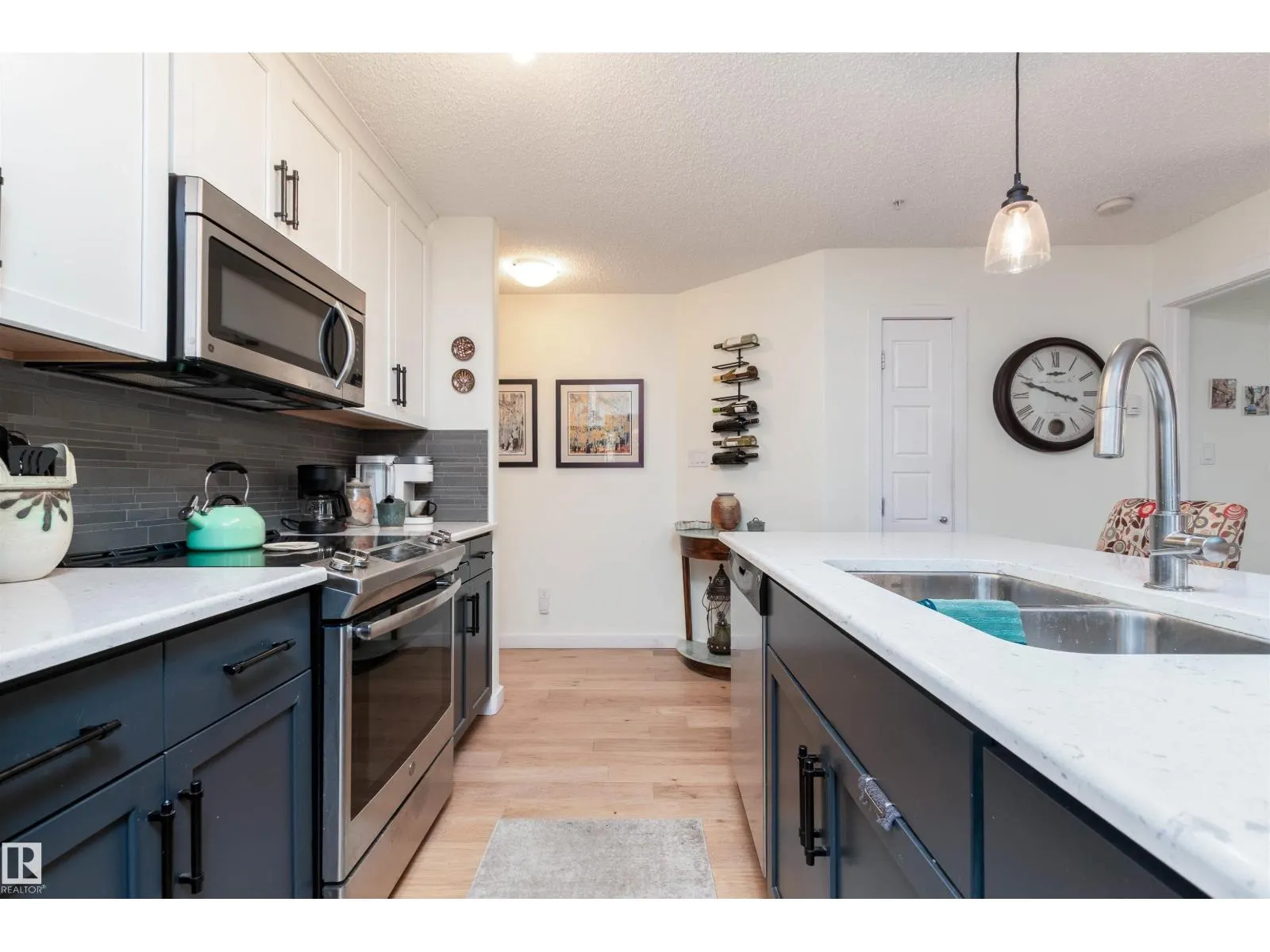 #101 6084 STANTON DR SW