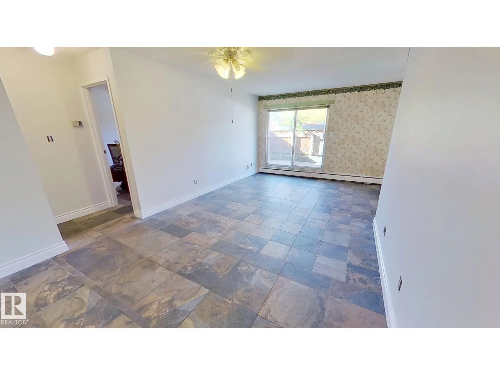 #3 10836 116 ST NW