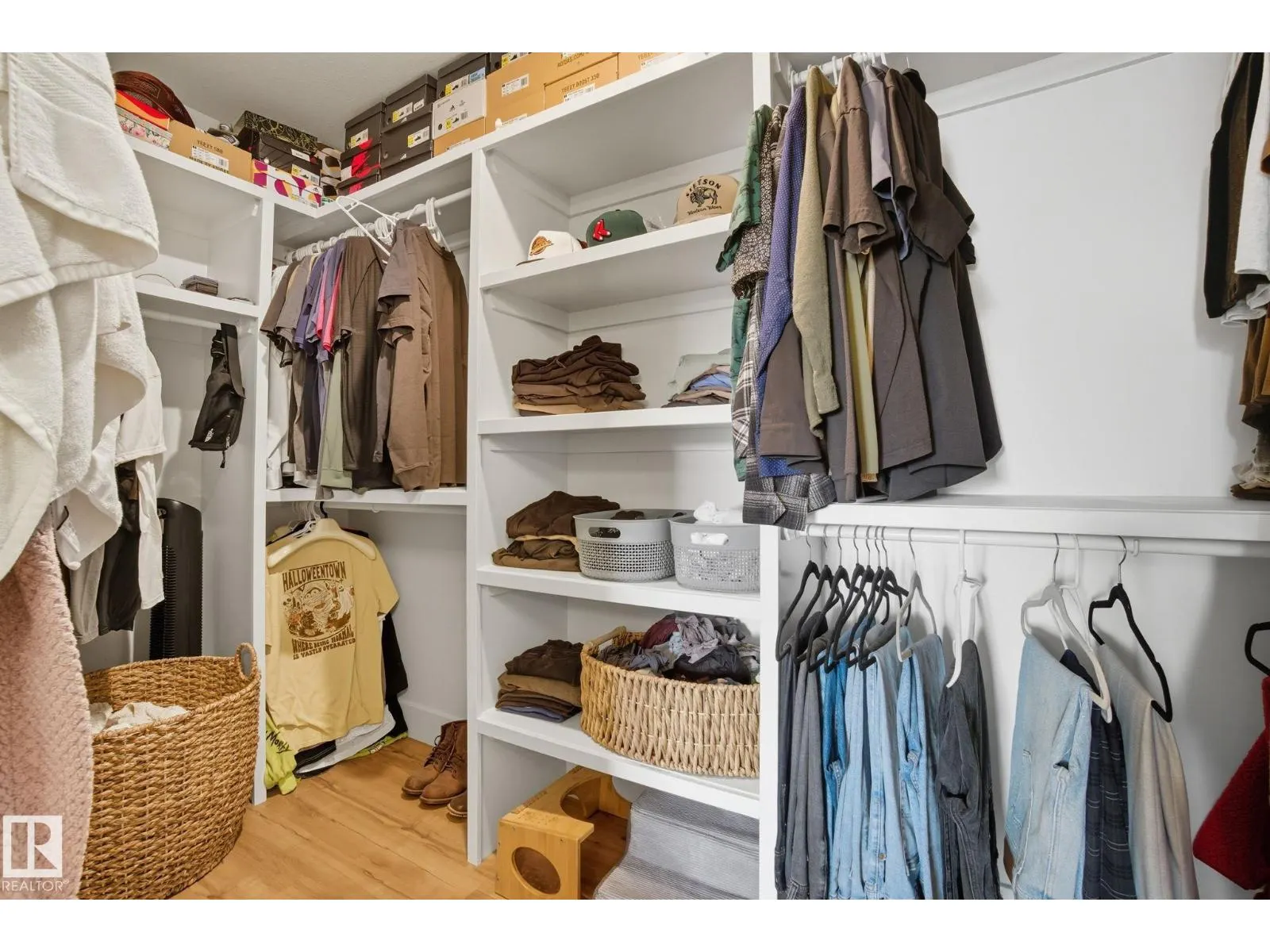 141 Dansereau WY