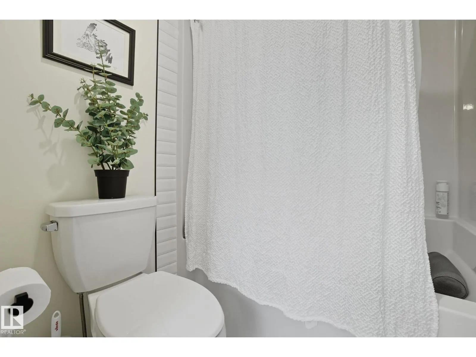 141 Dansereau WY