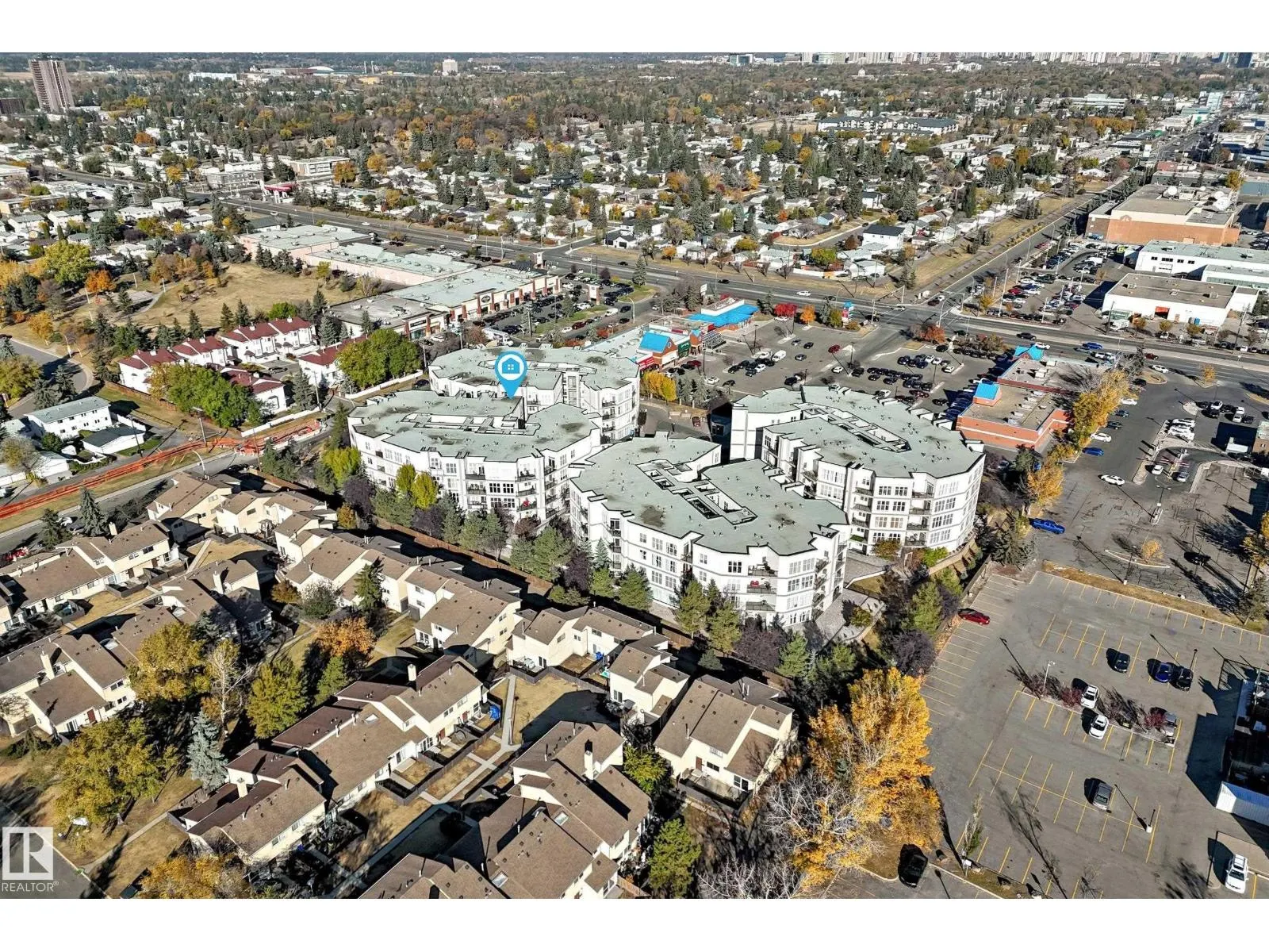 #152 4827 104A ST NW