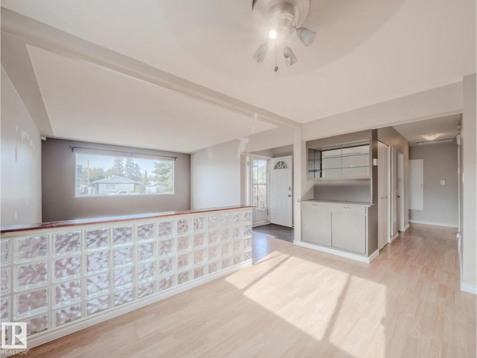 8111 159 ST NW
