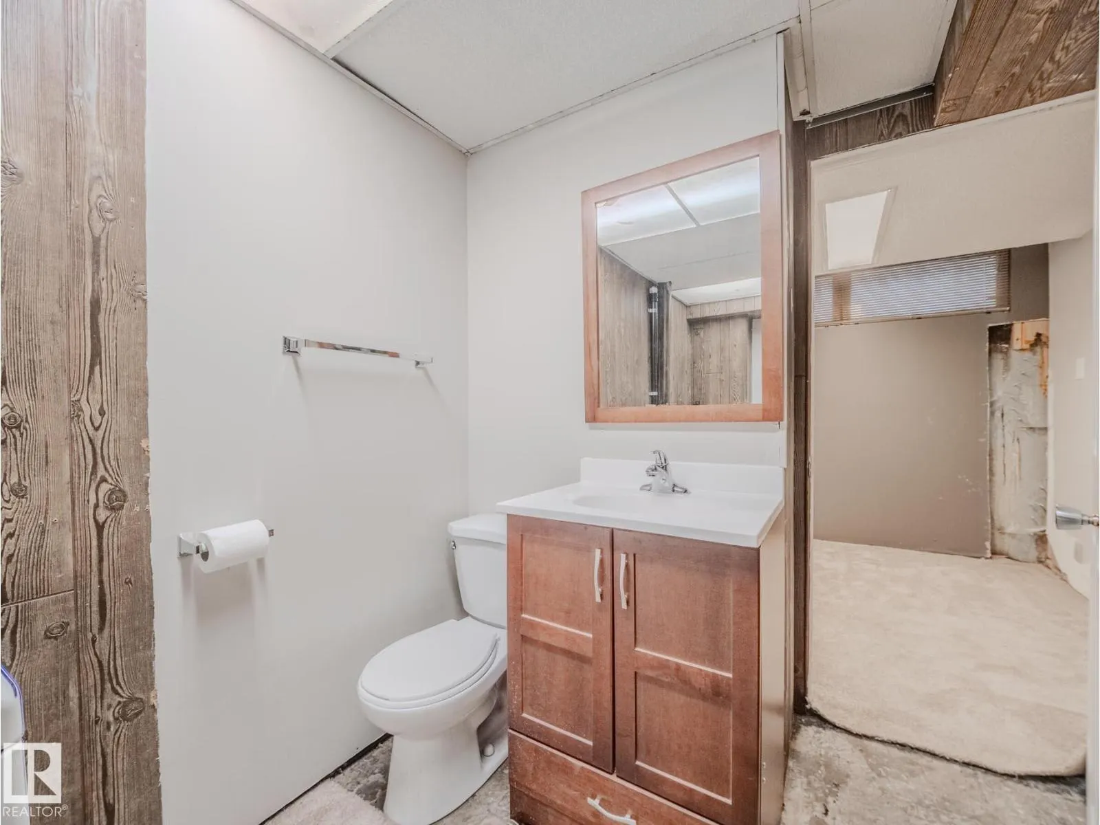 8111 159 ST NW