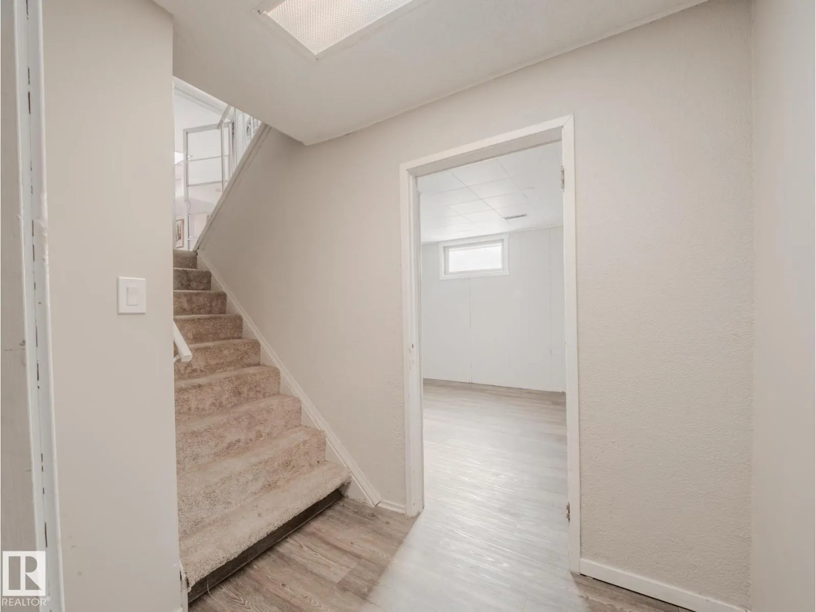 8111 159 ST NW