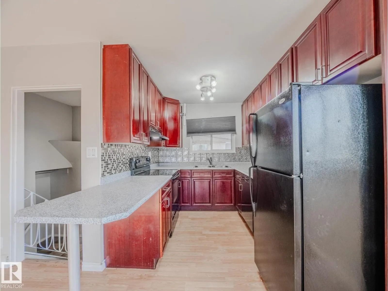 8111 159 ST NW
