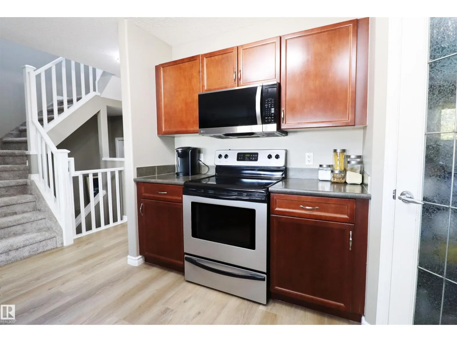 106 Graywood ME