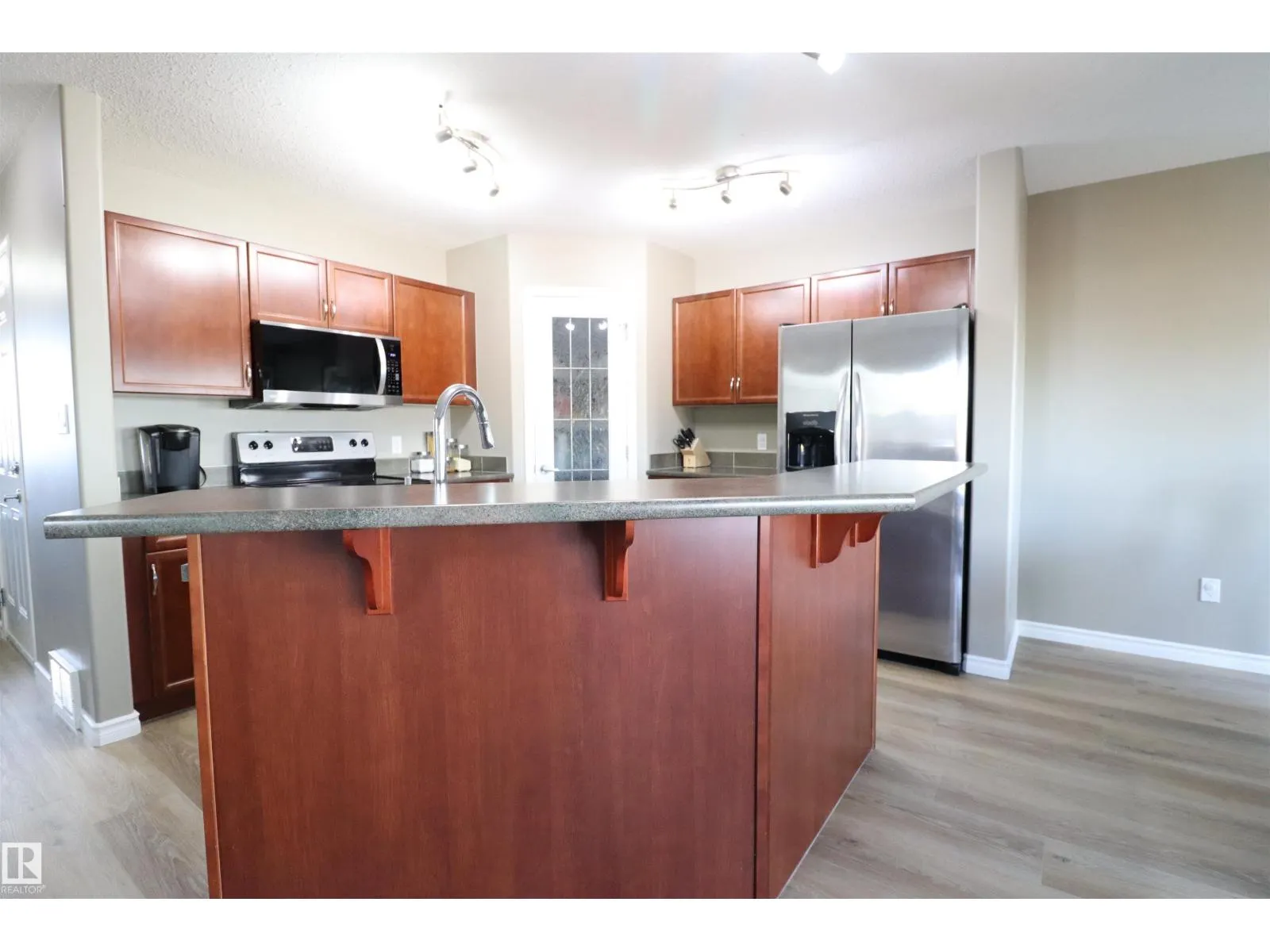 106 Graywood ME