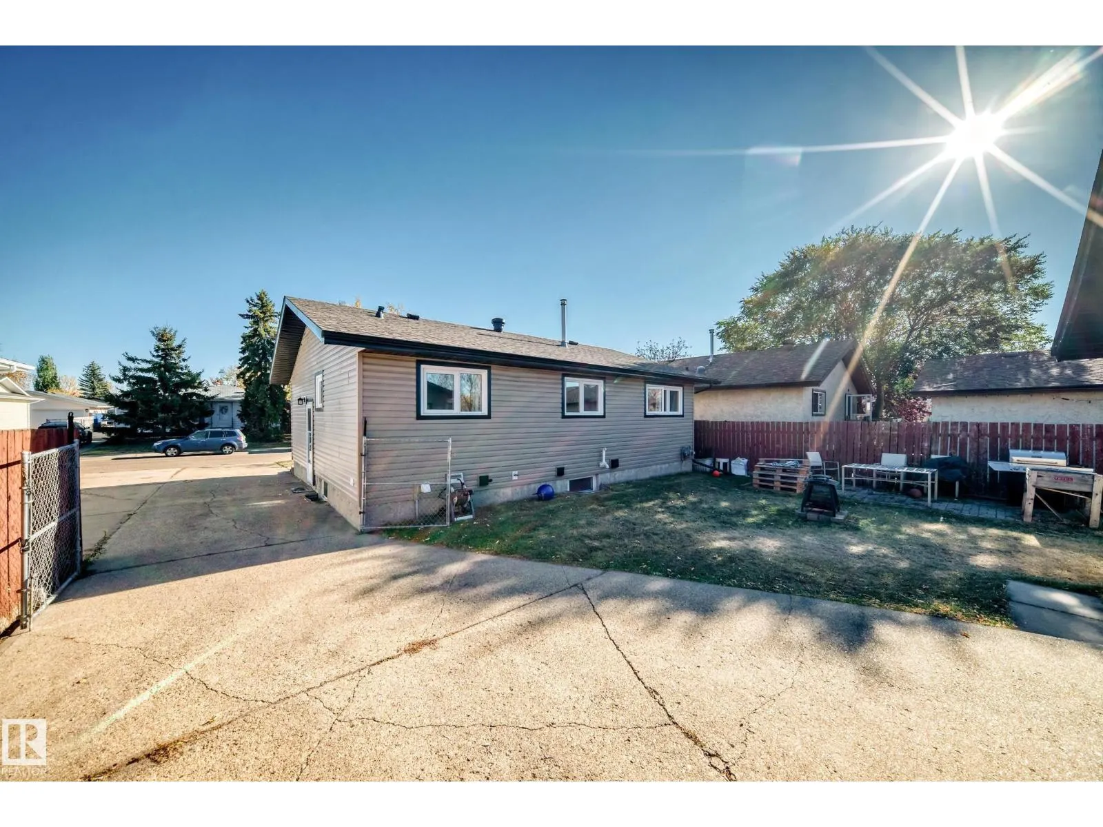 14508 21 ST NW