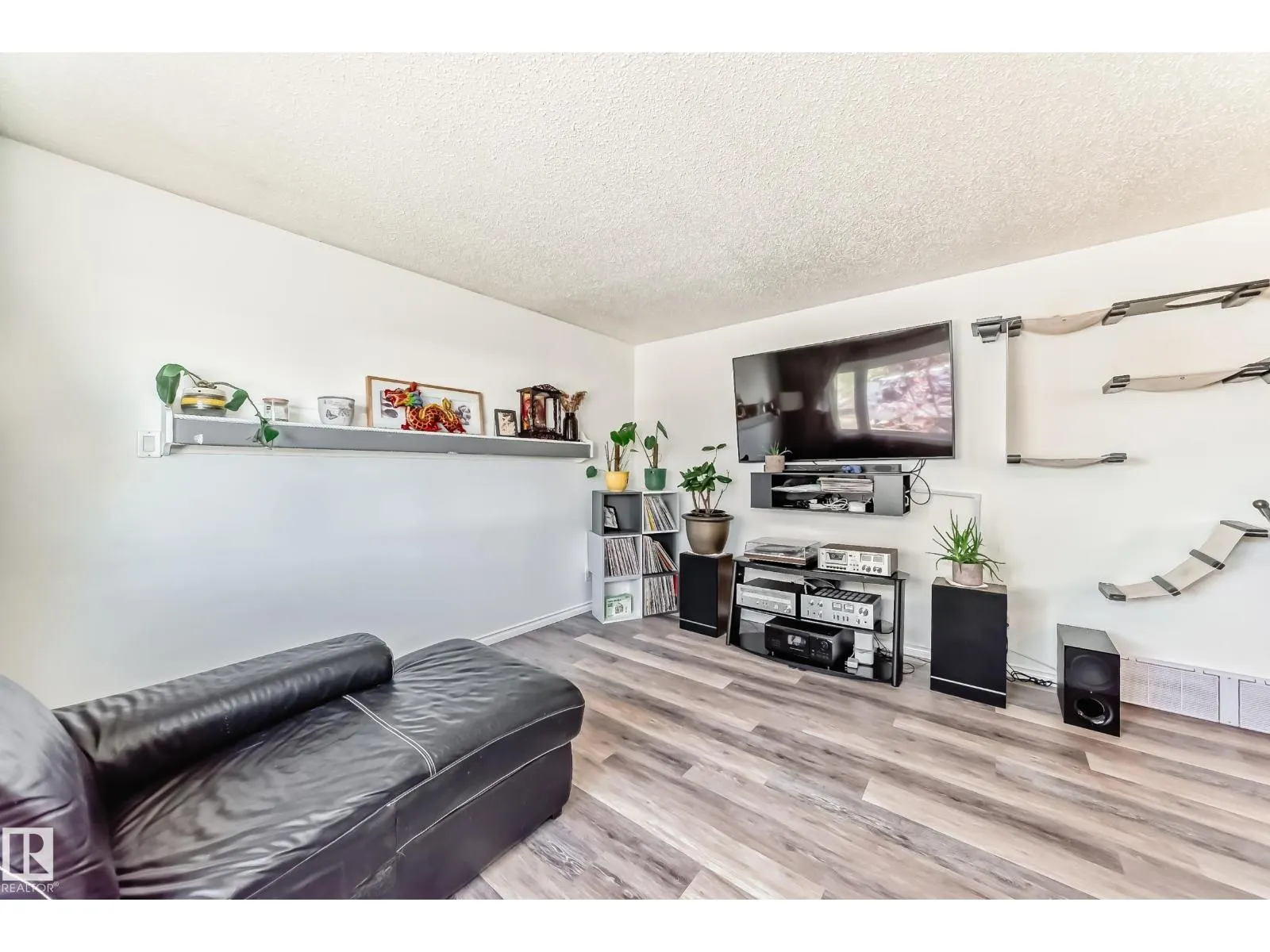 14508 21 ST NW