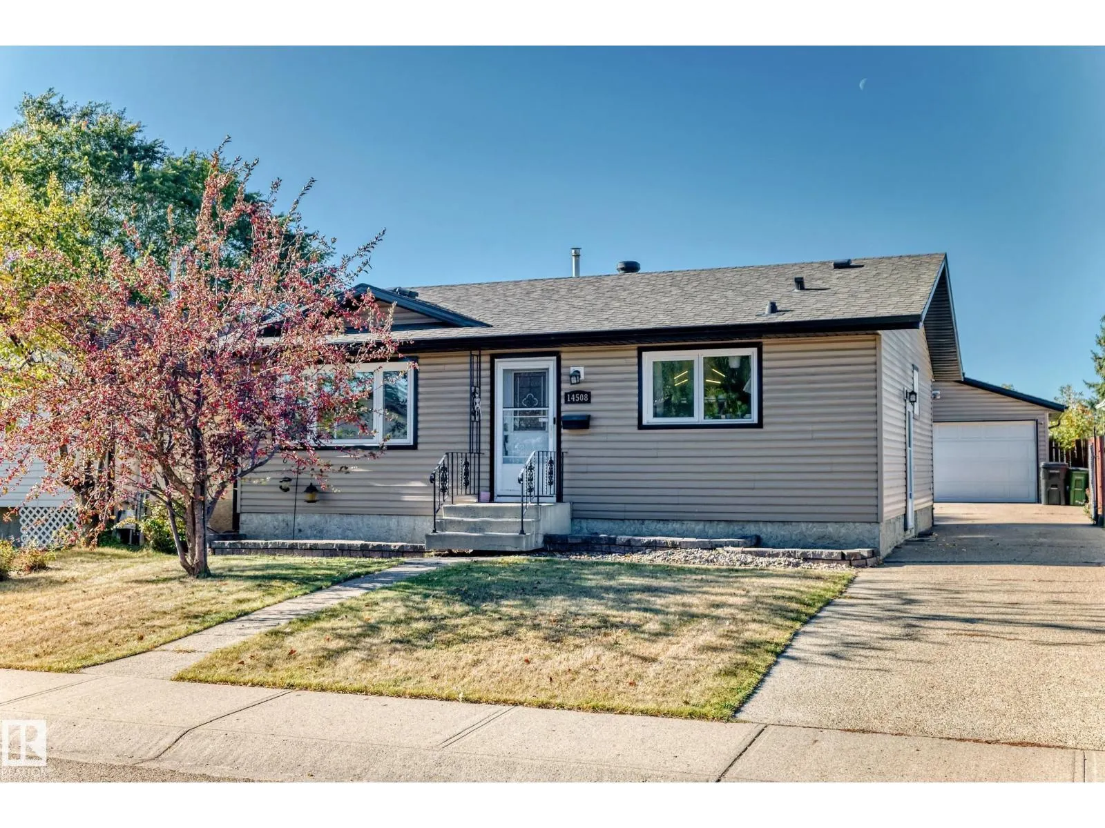 14508 21 ST NW